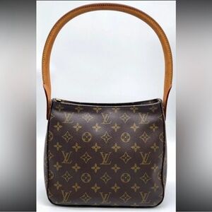 LOUIS VUITTON Looping MM Shoulder Bag